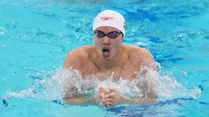 [国足]万项禁区拼抢造点 虚晃右脚爆射入网