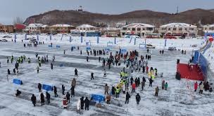 2025 赛季：堪萨斯皇家队由于战绩回升，正式提交了在市中心建设新球场的最终提案